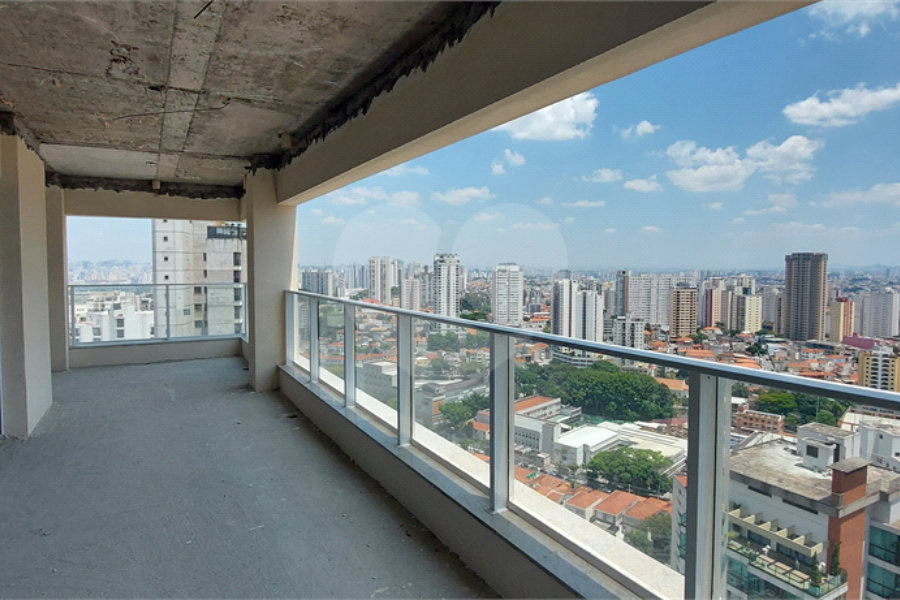 Apartamento à venda com 4 suítes em Santana, São Paulo, SP