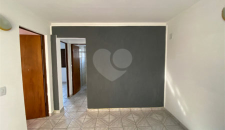 Apartamento para alugar com 2 quartos em Jardim Adriane, Itaquaquecetuba, SP