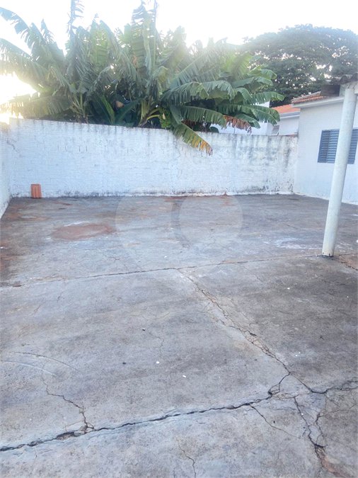 Casa à venda com 2 quartos em Jardim Pinheiros (vila Xavier), Araraquara, SP