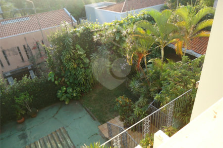 Casa à venda com 4 suítes em Jardim Leonor, São Paulo, SP