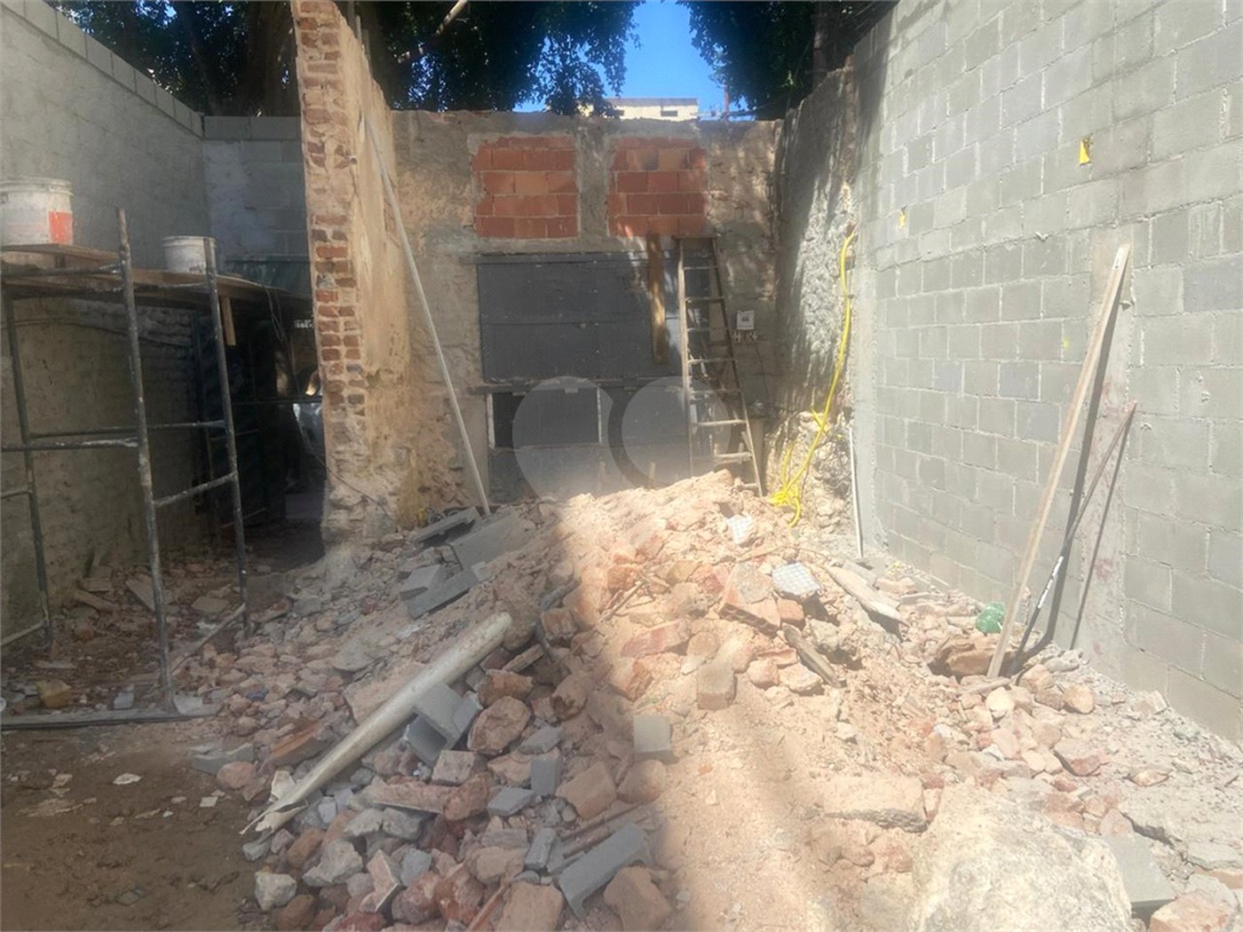 Terreno à venda com 1 suíte, em Maracanã, Rio de Janeiro, RJ