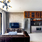 Itaim ! Studio ,muito bem localizado ! vaga de garagem !