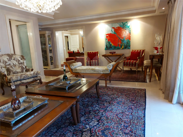 Apartamento à venda com 4 suítes em Moema, São Paulo, SP