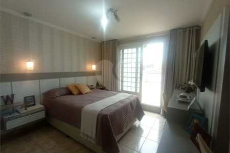 Sobrado à venda com 3 quartos, sendo 1 suíte, em Vila Gustavo, São Paulo, SP
