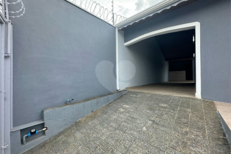 Casa à venda com 2 quartos, sendo 1 suíte, em Vila São José, Indaiatuba, SP