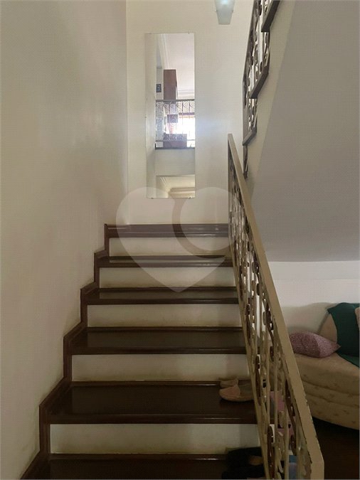 Sobrado à venda com 3 quartos, sendo 1 suíte, em Jardim Regina, Indaiatuba, SP
