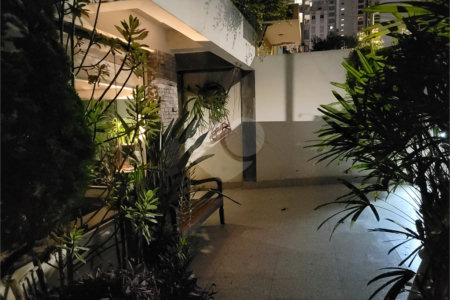Casa à venda com 3 quartos, sendo 2 suítes, em Vila Mariana, São Paulo, SP
