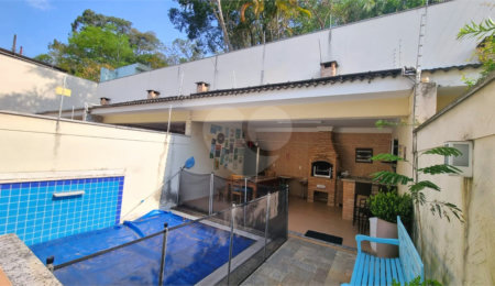 Casa à venda com 3 suítes no condomínio Residencial Cantareira, São Paulo - SP