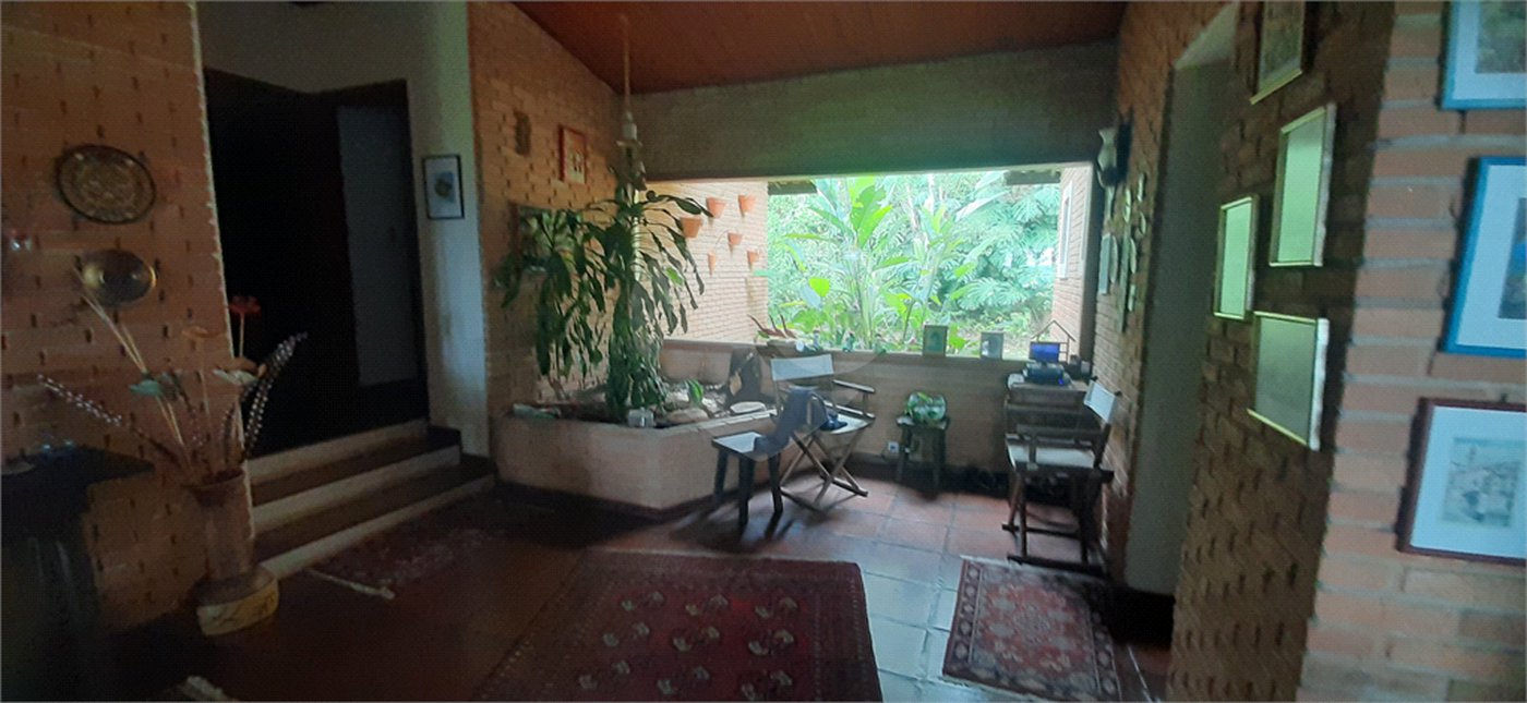 Casa Térrea à venda com 4 quartos, sendo 2 suítes, em Serra da Cantareira, Mairiporã, SP