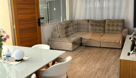 Sobrado à venda com 3 quartos em Montanhão, São Bernardo do Campo, SP