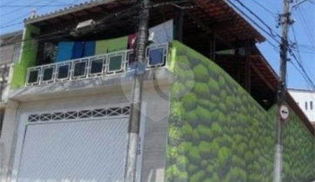 Sobrado à venda com 3 quartos, sendo 1 suíte, em Jaraguá, São Paulo, SP