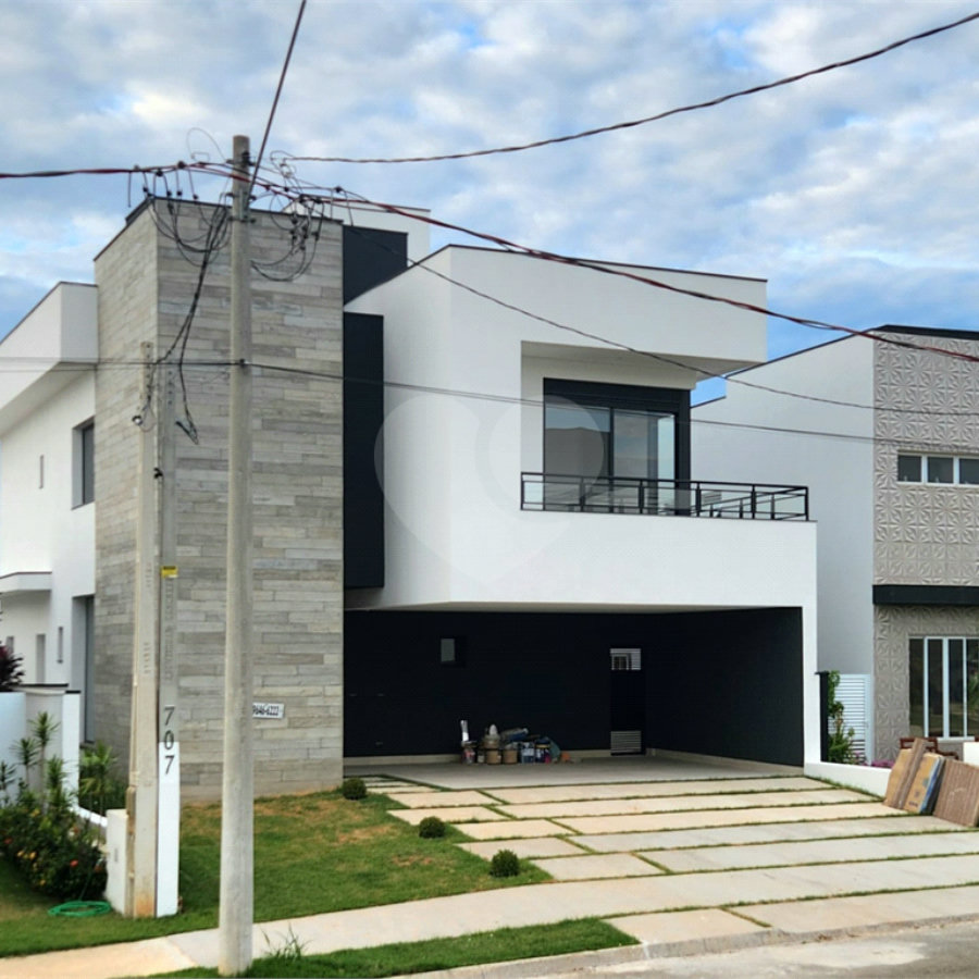 Casa à venda com 3 suítes no condomínio Residencial Central Parque, Salto - SP