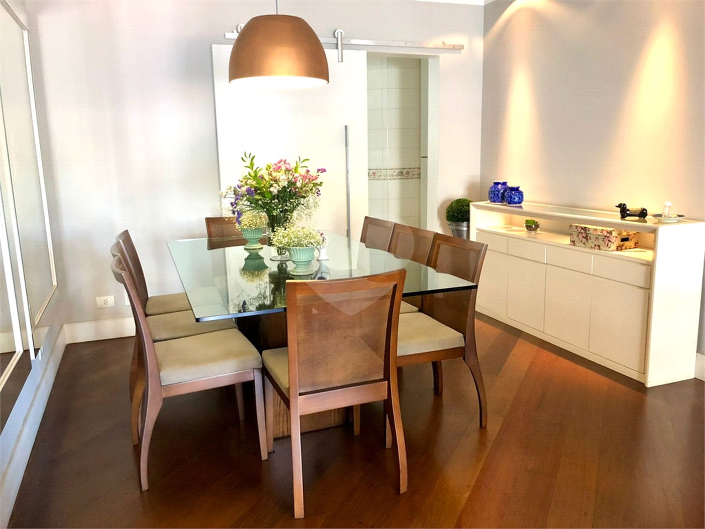 Apartamento à venda com 3 quartos, sendo 2 suítes, em Real Parque, São Paulo, SP