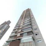 Apartamento 82 m² com varanda 2 dormitórios sendo 1 suítes 1 vaga.