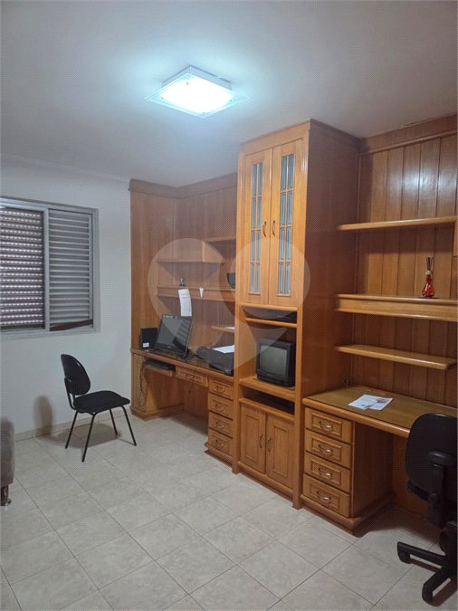 Sobrado à venda com 4 quartos, sendo 1 suíte, em Vila Graciosa, São Paulo, SP