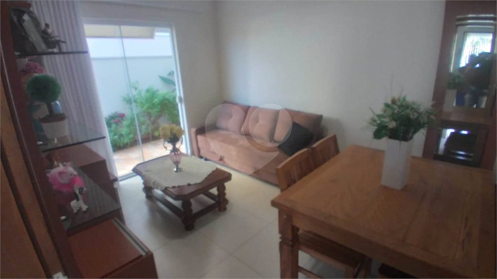 Casa à venda com 3 suítes no condomínio Damha III, São Carlos - SP