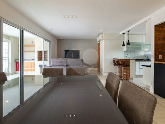 Apartamento à venda ou para alugar com 3 suítes em Perdizes, São Paulo, SP