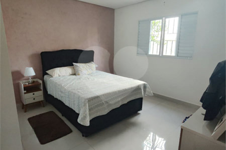 Casa Térrea à venda com 4 quartos, sendo 1 suíte,  em Vila Esperança, Atibaia, SP