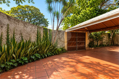 Casa Térrea à venda com 3 quartos, sendo 2 suítes,  em Brooklin Velho, São Paulo, SP