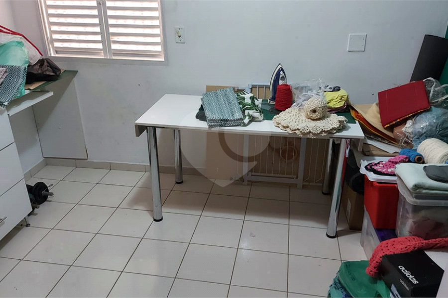 Sobrado à venda com 15 quartos, sendo 1 suíte, em Tucuruvi, São Paulo, SP