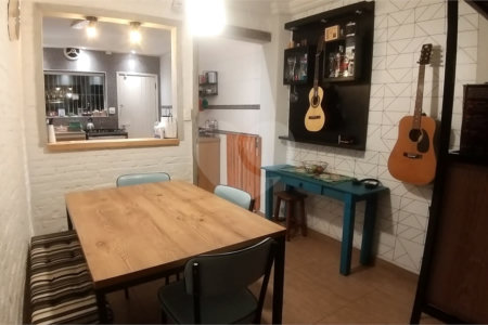 Sobrado à venda com 2 quartos em Vila Gumercindo, São Paulo, SP