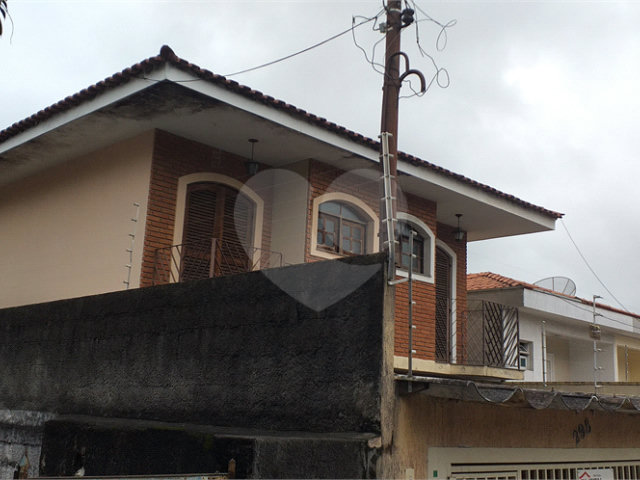 Sobrado à venda com 3 quartos, sendo 1 suíte,  em Tremembé, São Paulo, SP