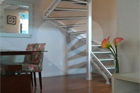 Casa à venda com 3 quartos, sendo 1 suíte, no condomínio Jardim Previdencia, São Paulo - SP