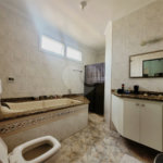 Casa à venda com 4 quartos, sendo 3 suítes,  no condomínio Acmti - Colinas do Mosteiro, Terras de Itaici e Recanto dos Pássaros, Indaiatuba - SP
