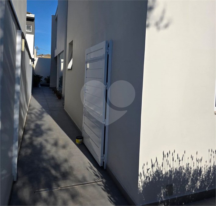Casa à venda com 6 quartos, sendo 3 suítes, no condomínio Ibiti Royal Park, Sorocaba - SP