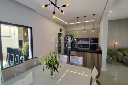 Casa em condomínio à venda com 3 quartos, sendo 1 suíte,  em Jardim Santa Esmeralda, Sorocaba, SP