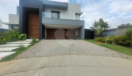 Casa à venda com 4 suítes no condomínio Residencial Saint Patrick, Sorocaba - SP