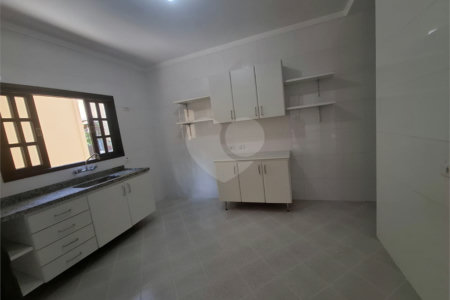 Casa para alugar com 4 quartos, sendo 2 suítes, no condomínio Palm Garden, São Paulo - SP