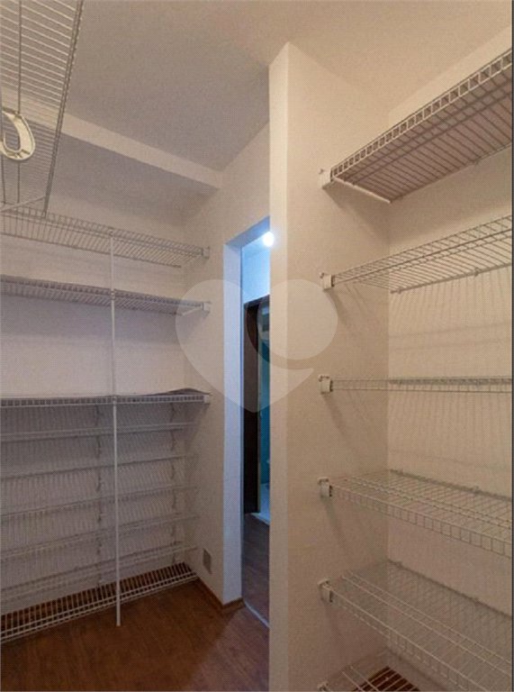 Cobertura à venda com 4 quartos, sendo 1 suíte, em Jardim Londrina, São Paulo, SP