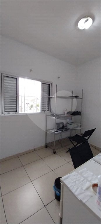 Sobrado à venda com 3 quartos, sendo 1 suíte,  em Jardim Regis, São Paulo, SP