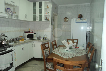 Sobrado à venda com 3 quartos, sendo 1 suíte, em Jaguaré, São Paulo, SP