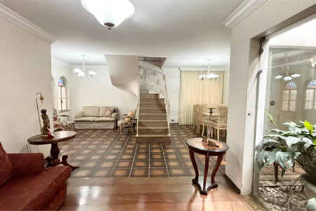 Casa à venda com 5 quartos, sendo 2 suítes, em Vila Formosa, São Paulo, SP