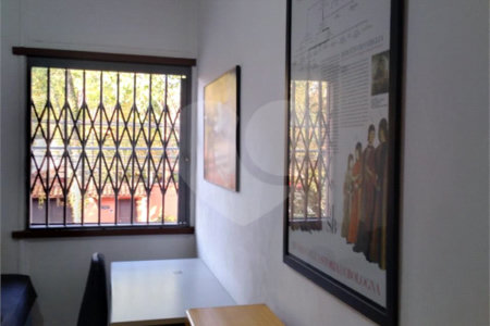 Sobrado à venda com 3 quartos em Vila Cordeiro, São Paulo, SP