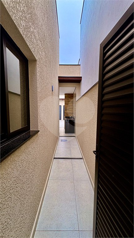 Casa à venda com 3 quartos, sendo 1 suíte, no condomínio Residencial Villagio Wanel, Sorocaba - SP
