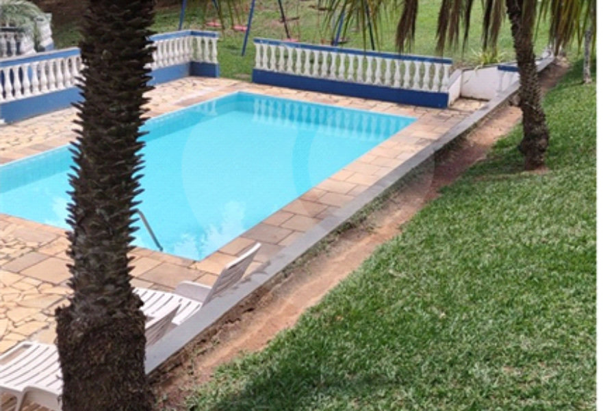 Chácara à venda com 4 quartos, sendo 2 suítes, em Invernada, Mairiporã, SP