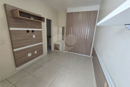 Apartamento para alugar com 2 quartos, sendo 1 suíte, em Parque Riviera, Cabo Frio, RJ