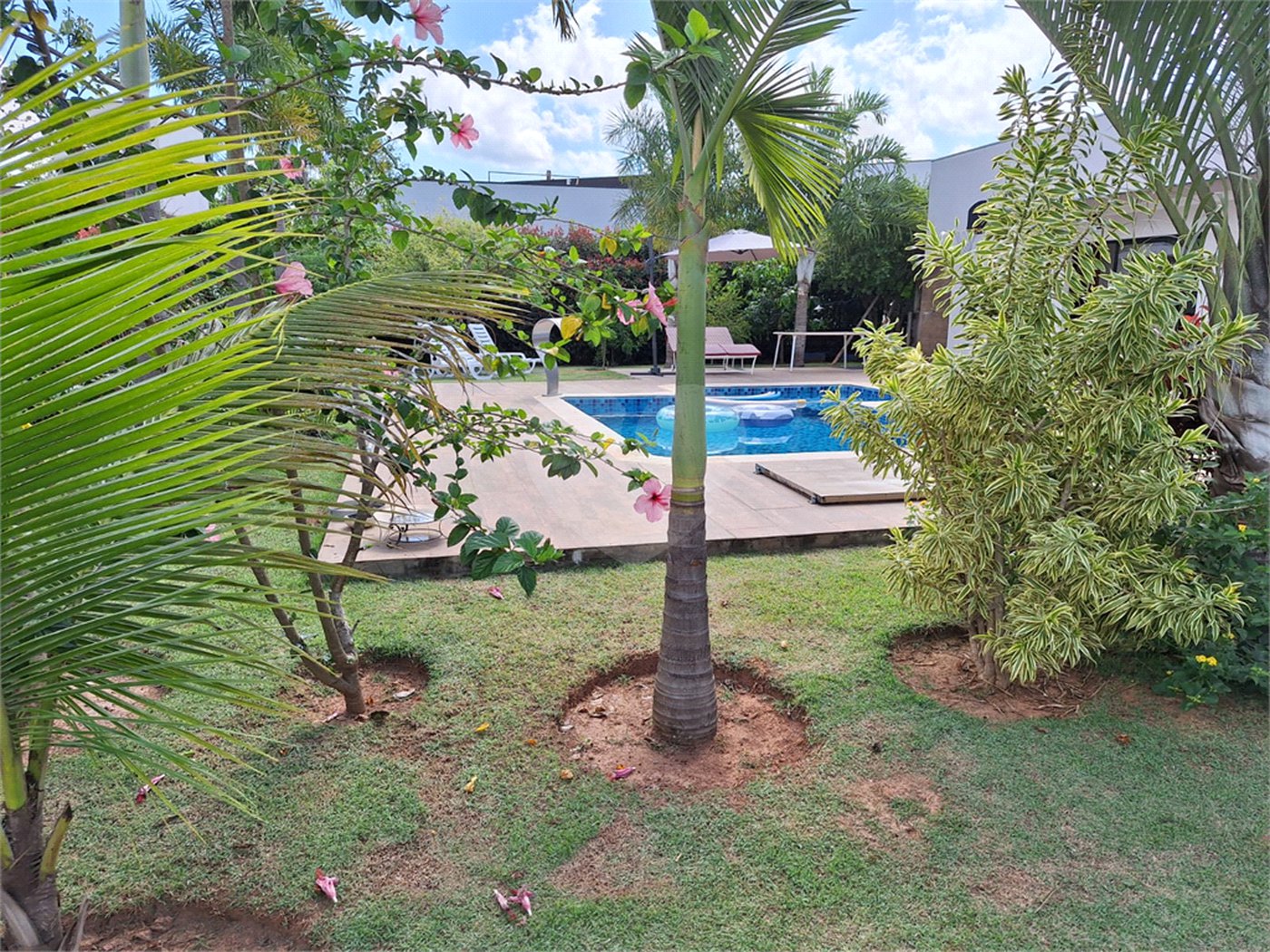 Casa à venda com 3 suítes no condomínio Village Ipanema, Araçoiaba da Serra - SP