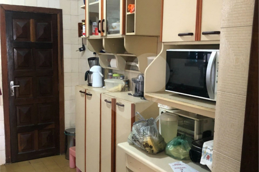Sobrado à venda com 4 quartos em Santana, São Paulo, SP