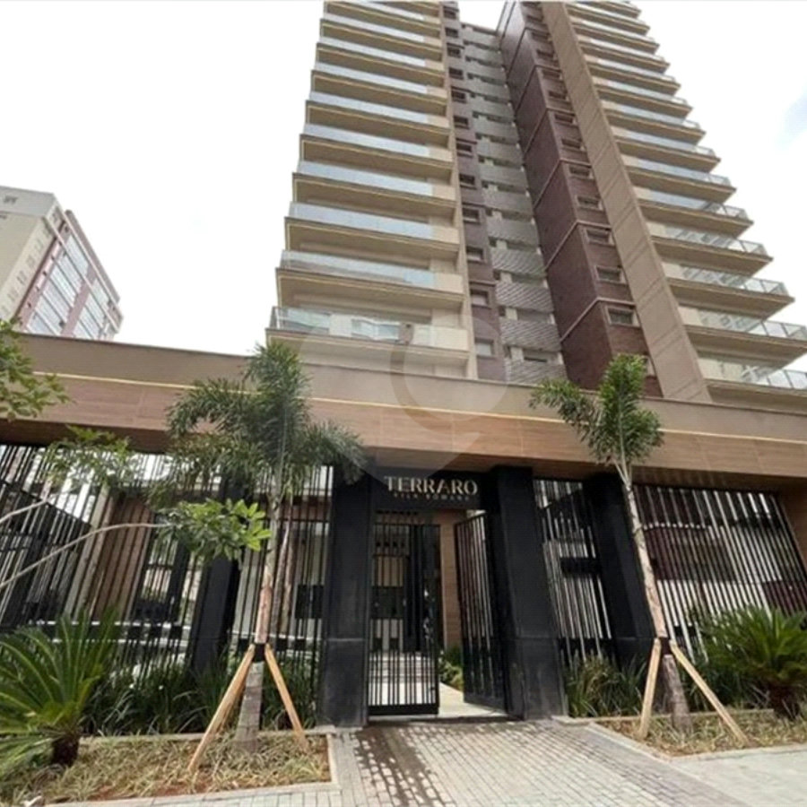 Apartamento à venda com 3 suítes em Vila Romana, São Paulo, SP