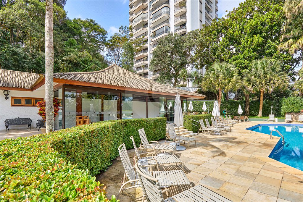 Apartamento à venda com 4 suítes em Santo Amaro, São Paulo, SP