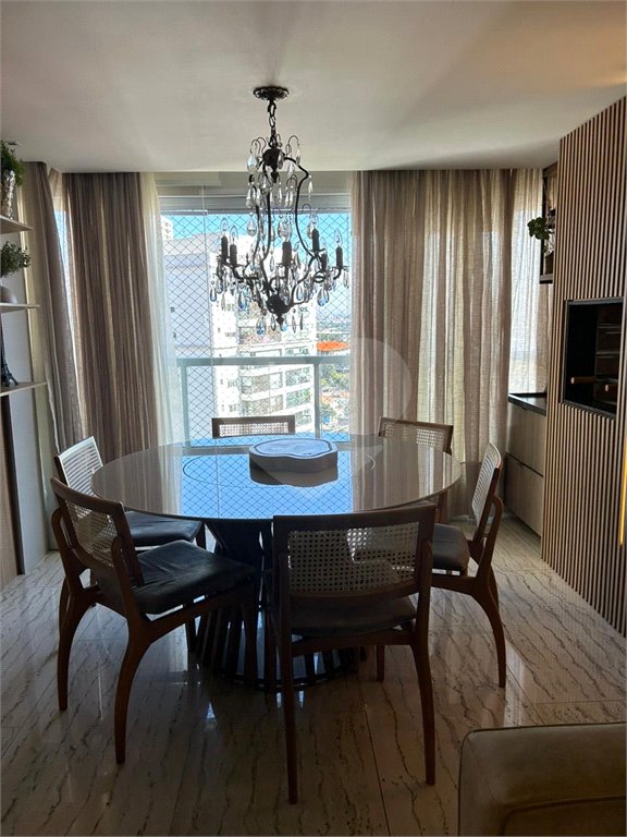 Apartamento à venda com 3 quartos, sendo 1 suíte, em Vila Anastácio, São Paulo, SP