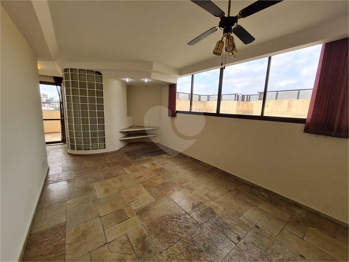 Cobertura à venda com 3 quartos, sendo 1 suíte, em Jardim Embaixador, Sorocaba, SP