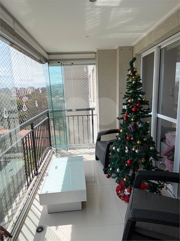 Apartamento à venda com 3 quartos, sendo 1 suíte, em Jardim Leonor Mendes de Barros, São Paulo, SP
