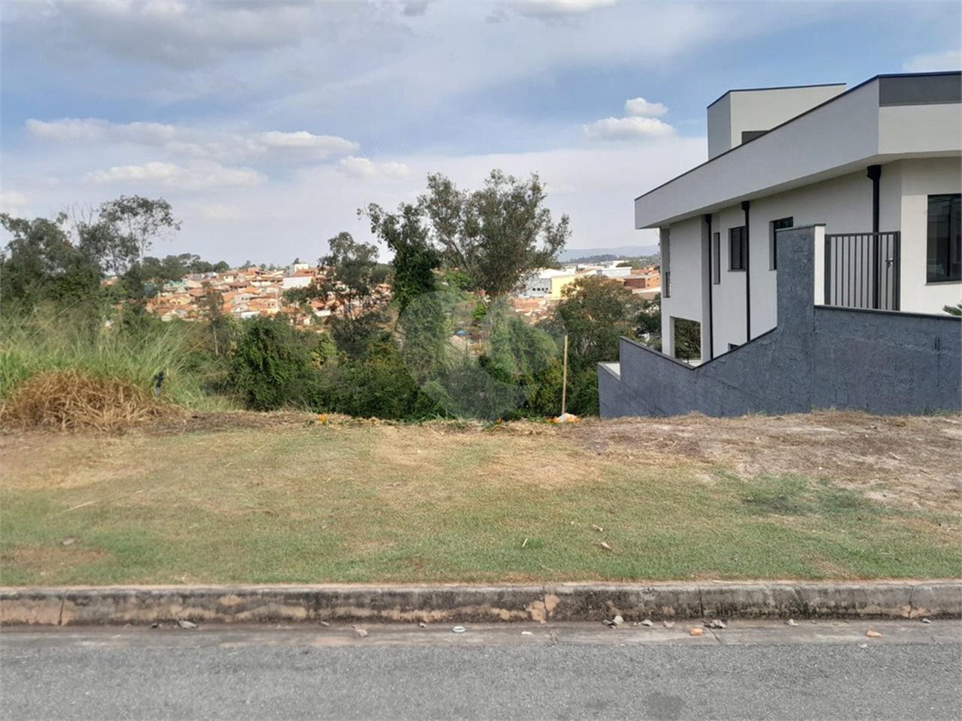 Terreno à venda em Residencial Jatobás, Louveira, SP