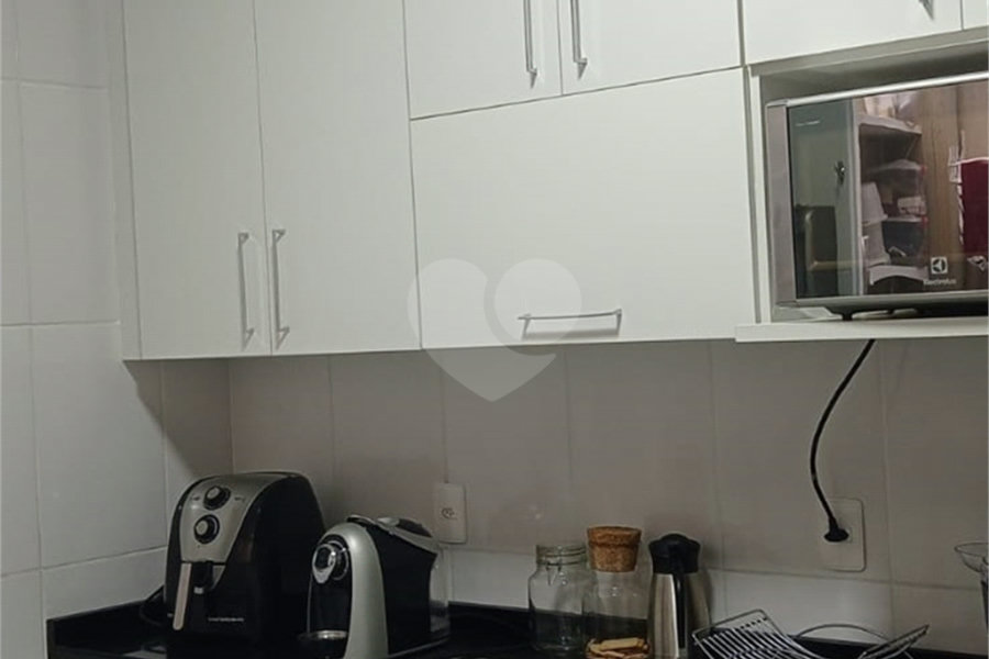 Casa à venda com 2 suítes no condomínio Residencial Pavoni I, São Paulo - SP