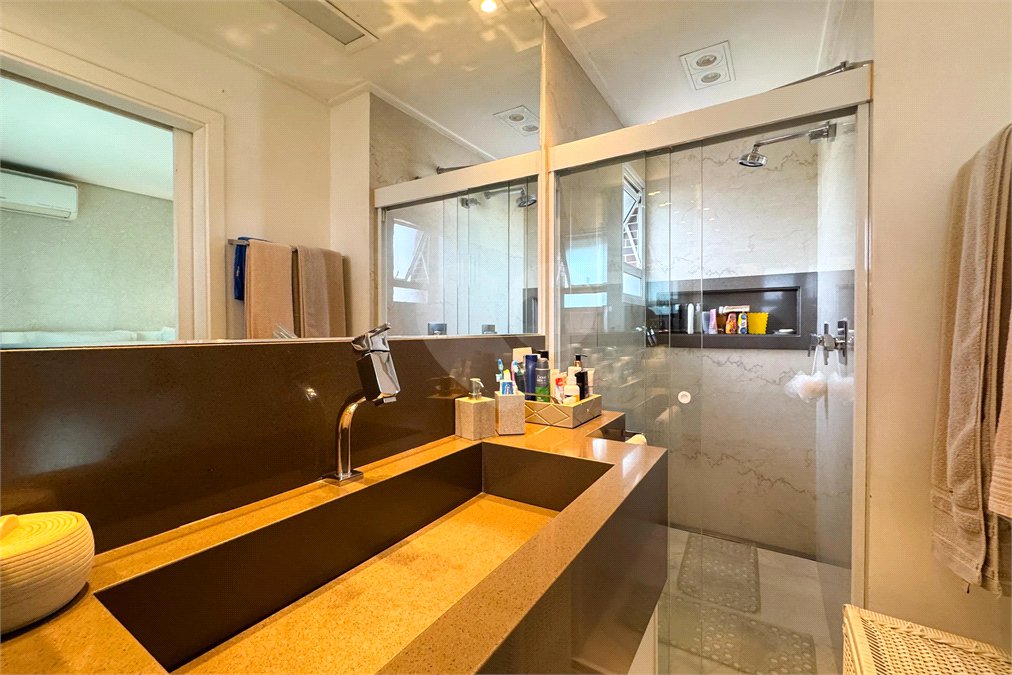 Apartamento à venda ou para alugar com 3 suítes em Vila Dayse, São Bernardo do Campo, SP